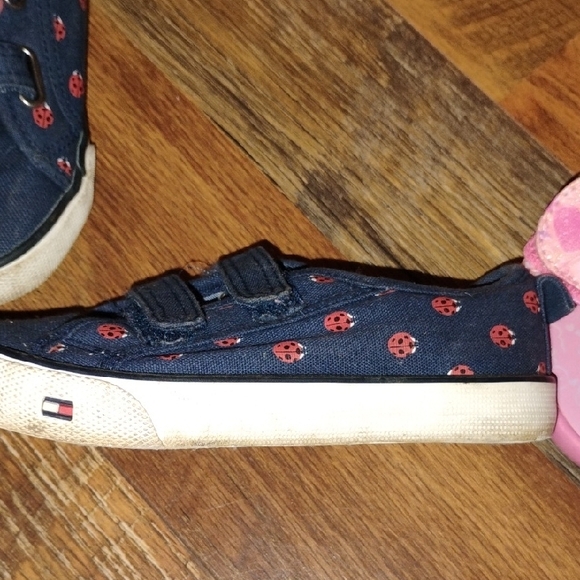 Bundle Of Toddler Girls Size 11 Shoes! - Picture 13 of 13